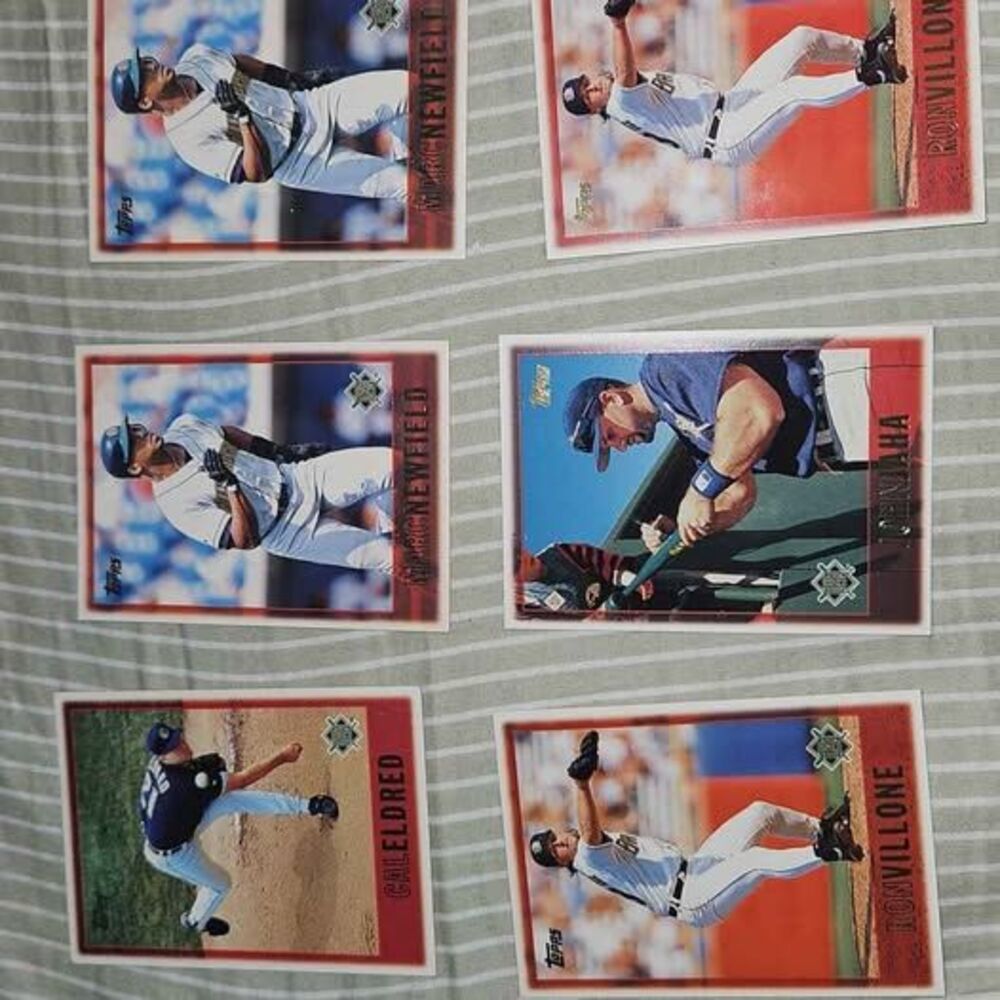 1997 Topps Baseball Cards Lot - Villone, Newfield, Jaha, Eldred